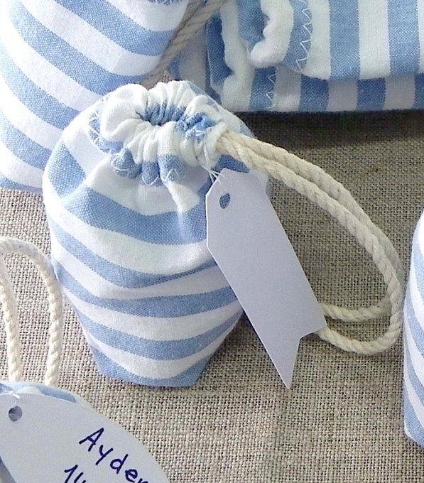 sac pochon sachet dragées baptême marin mer rayé bleu ciel blanc tissu recyclé upcyclé