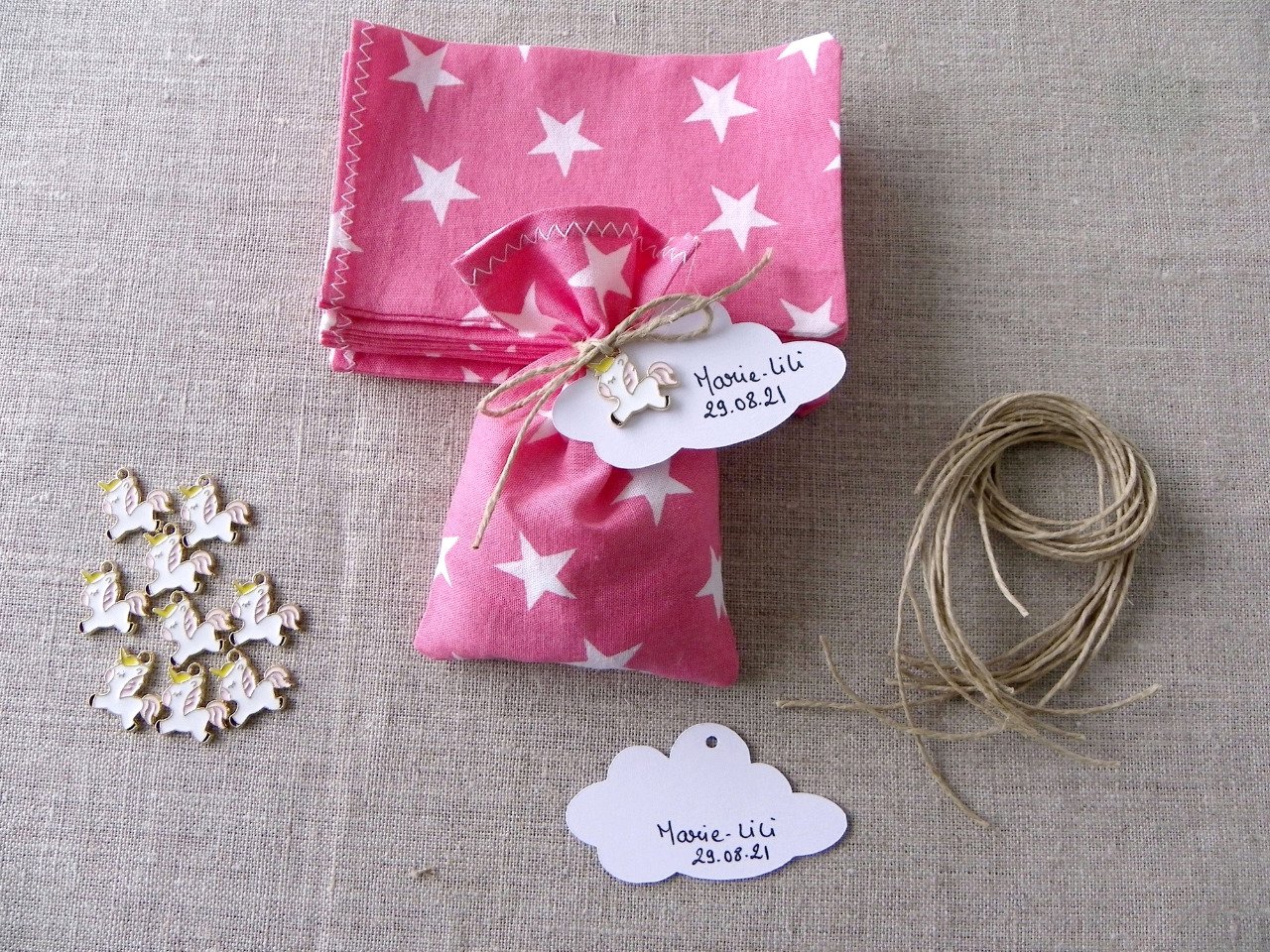 10 sachets à dragées en tissu coton recyclé rose étoiles + ficelle + étiquette nuage + licorne