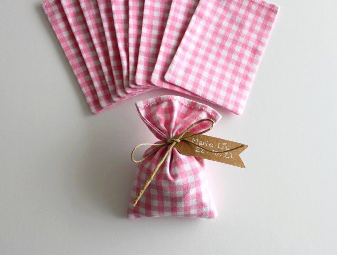 sachet pochon sac dragées  tissu vichy rose baptême