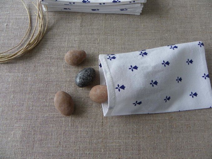 sachets sac pochon ballotin dragées baptême bretagne breton bleu marine blanc cassé hermine