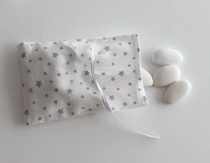 sachet pochon dragées thème espace blanc argent étoiles