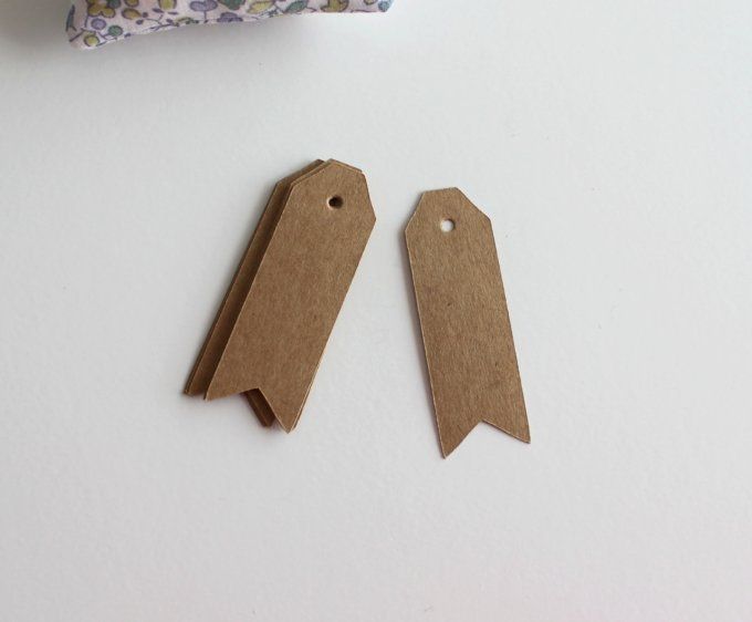 Lot de 10 étiquettes FANION kraft brun