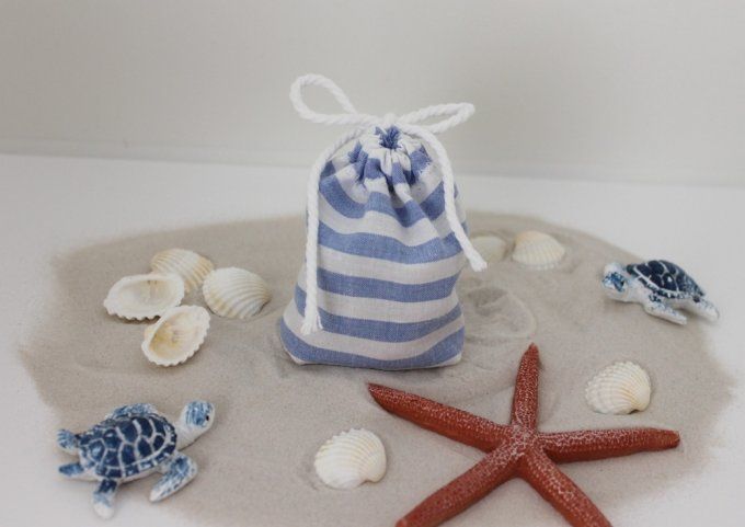 pochon sachet dragées marin rayé bleu blanc tissu upcyclé