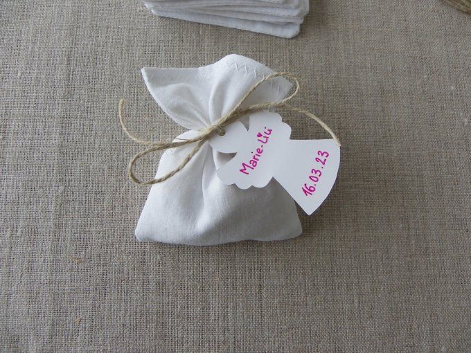 Lot de 10 ou 15 étiquettes ange blanc bleu rose à remplir