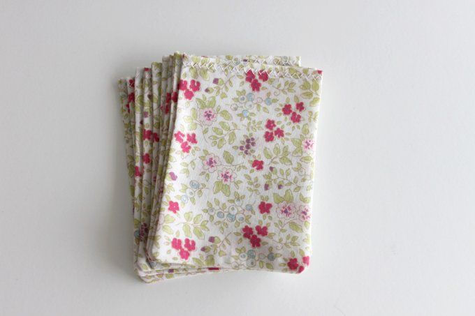 pochon à dragées fleurs rose bleu vert tissu surcyclé
